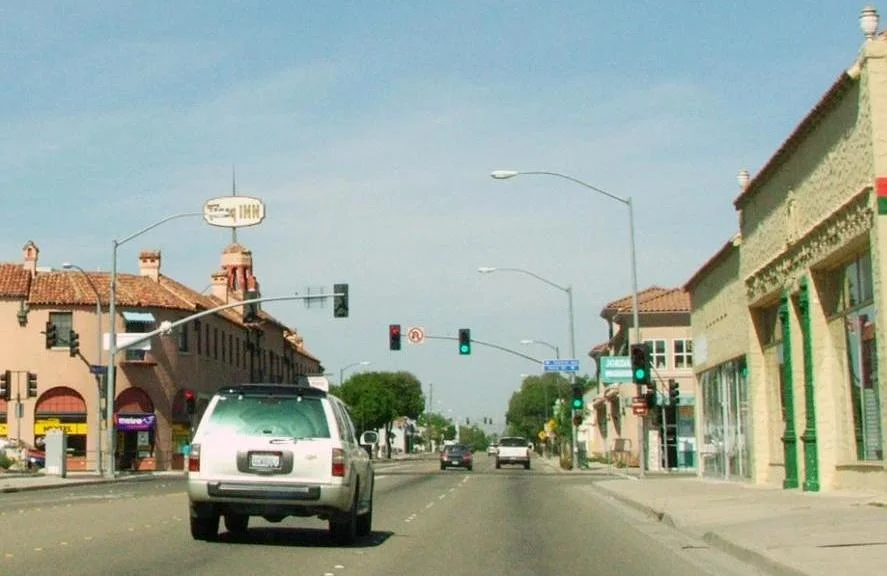Downtown Tracy streetscape